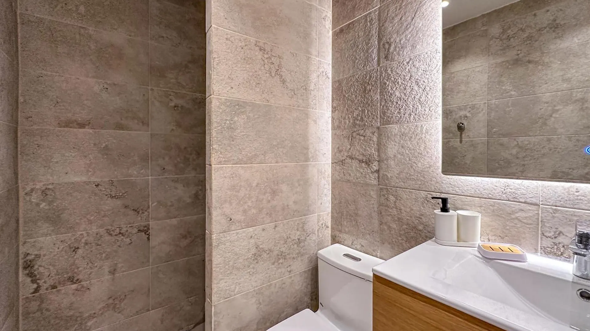Fantastic New Penthouse W Rooftop Picuzzi Punta Cana Appartement