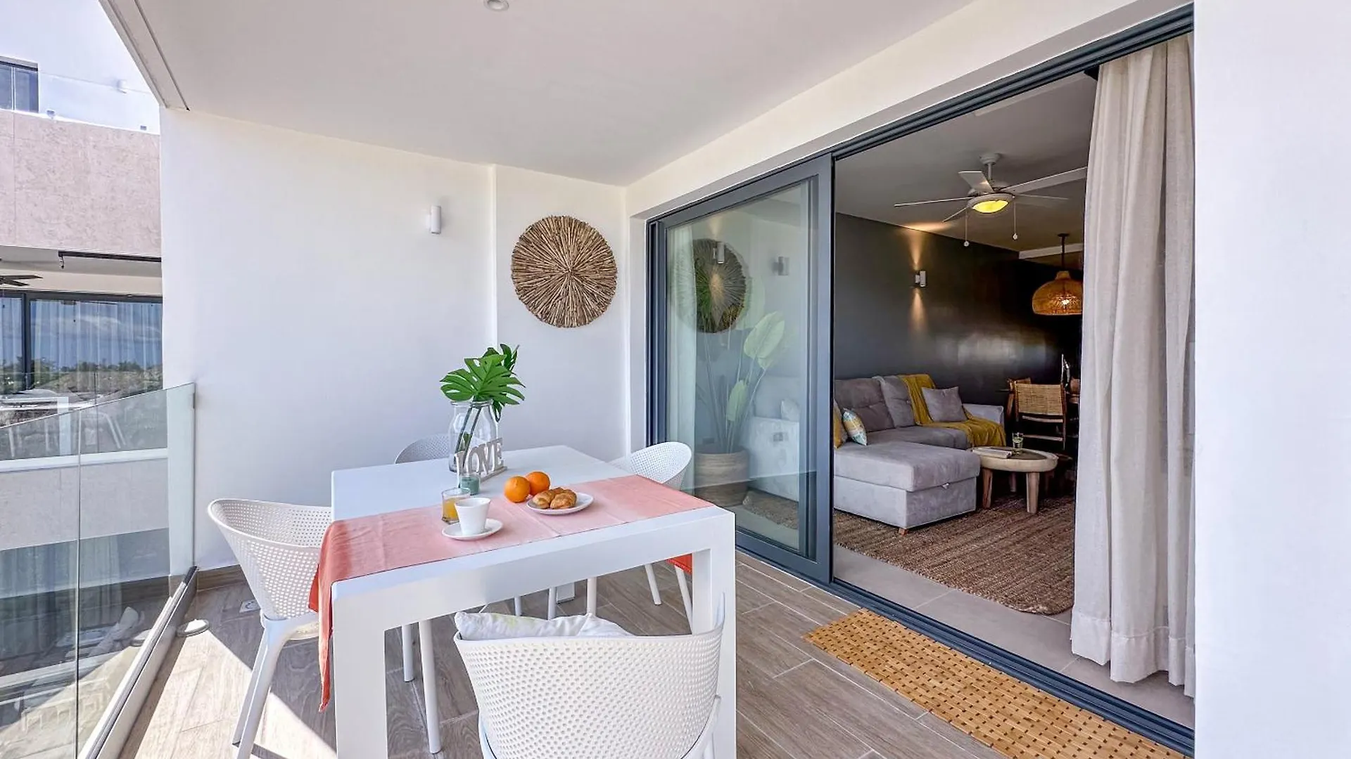Fantastic New Penthouse W Rooftop Picuzzi Punta Cana Appartement