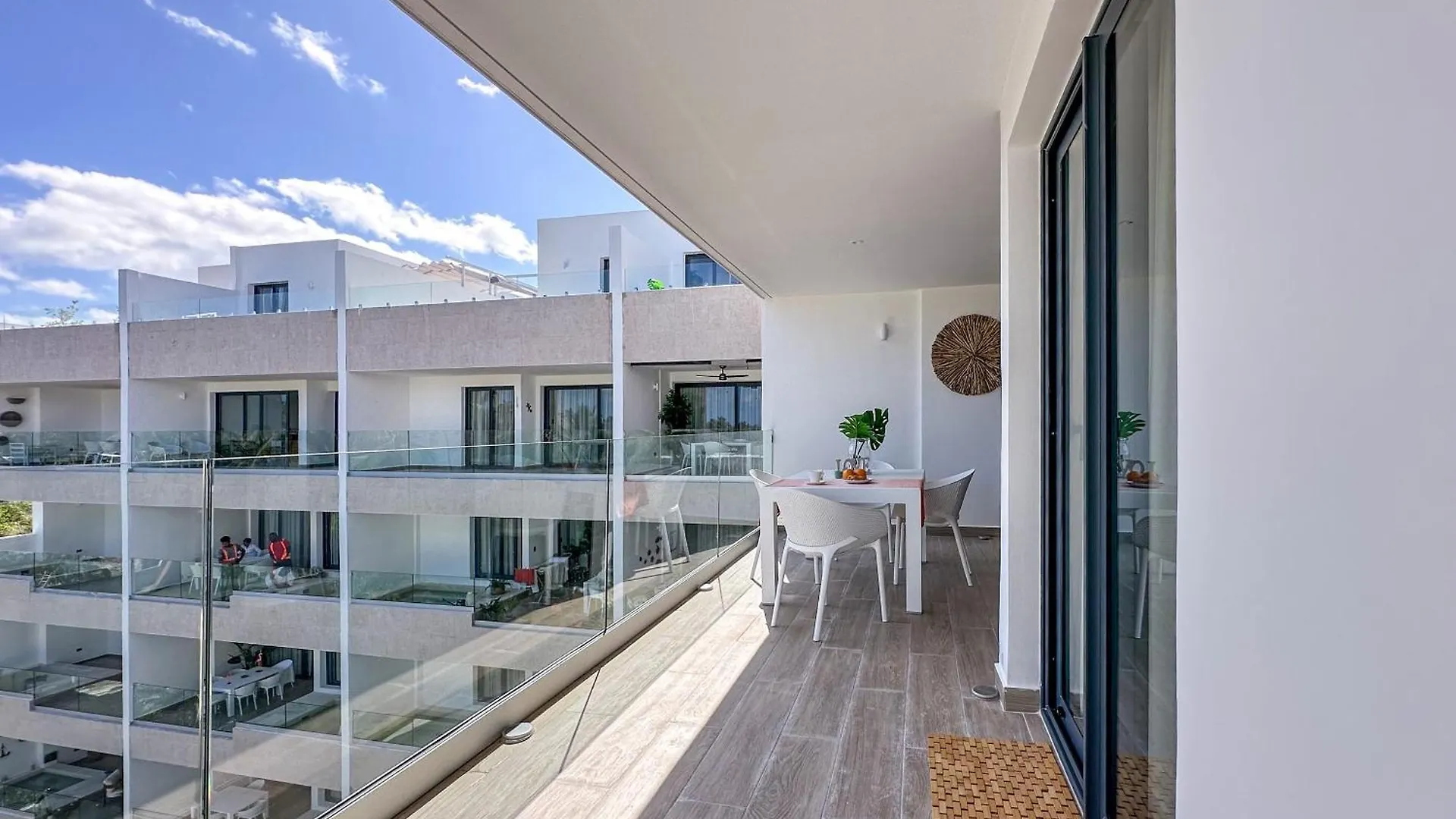 Fantastic New Penthouse W Rooftop Picuzzi Punta Cana