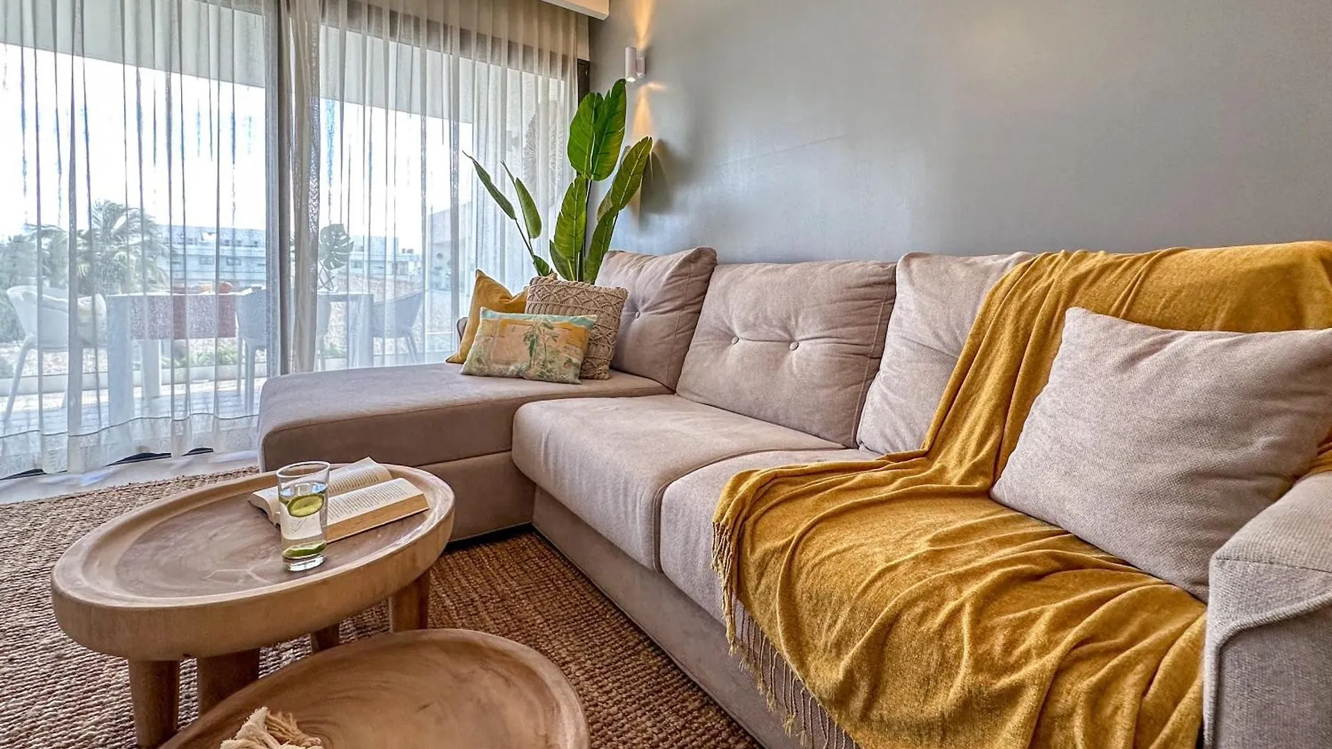 Fantastic New Penthouse W Rooftop Picuzzi Punta Cana 0*,  Dominicaanse Republiek